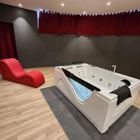 La Romantique 勒泰勒